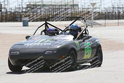 media/May-18-2022-Open Track Racing (Wed) [[f96b7d3cf4]]/Around the Pits/